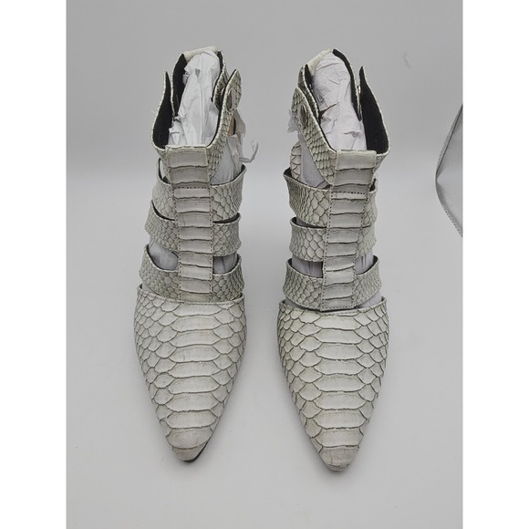Shakuhachi Shoes - Shakuhachi Leather Snakeskin Pattern  Herls Woman  Size 39